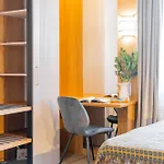 Beautiful In The Center, Air Conditioning, Elevator Apartman