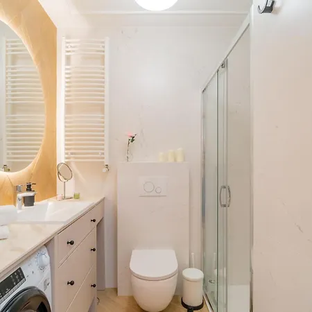 شقة Beautiful In The Center, Air Conditioning, Elevator كراكوفيا
