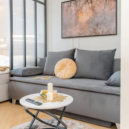 Apartman Beautiful In The Center, Air Conditioning, Elevator