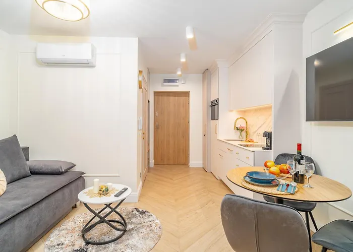 شقة Beautiful In The Center, Air Conditioning, Elevator